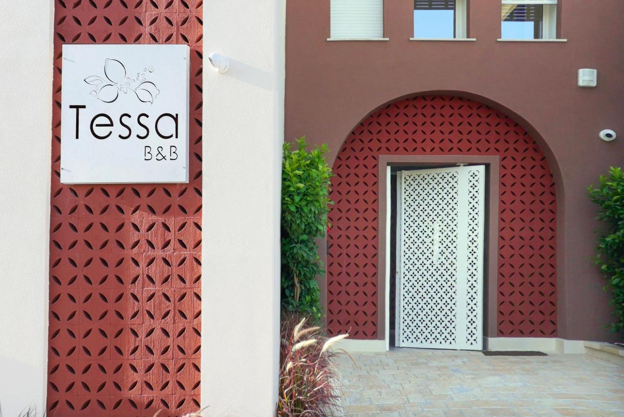 Tessa B&B Леверано Екстер'єр фото
